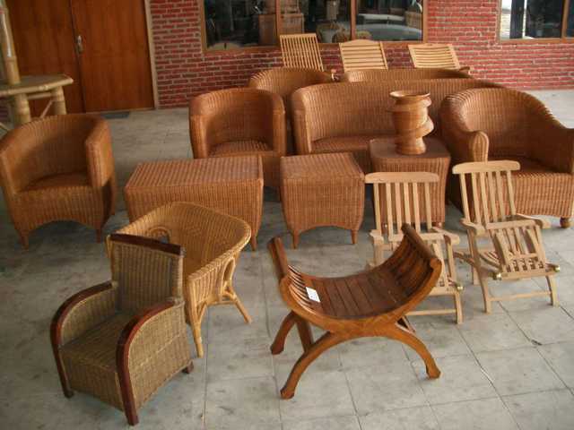 Genuine mahogane wood, coconut and ratan furniture direct from the 